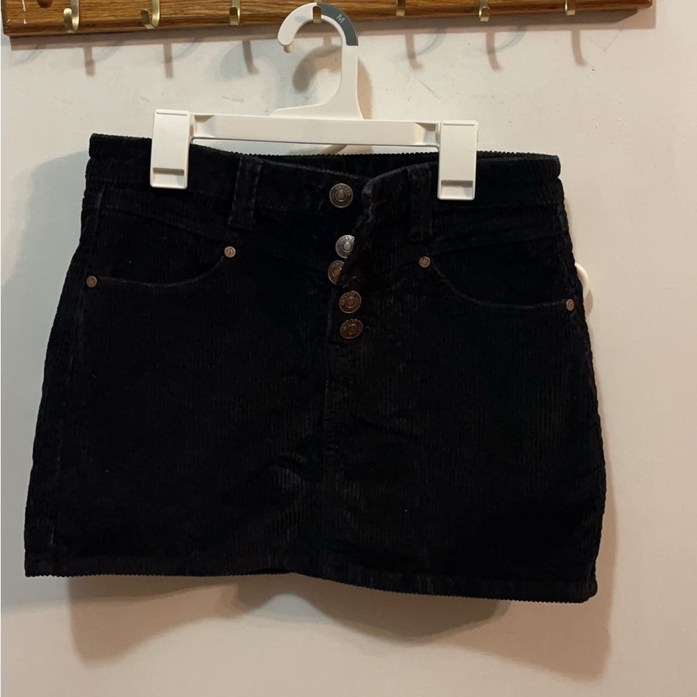 Shyanne Black button up skirt